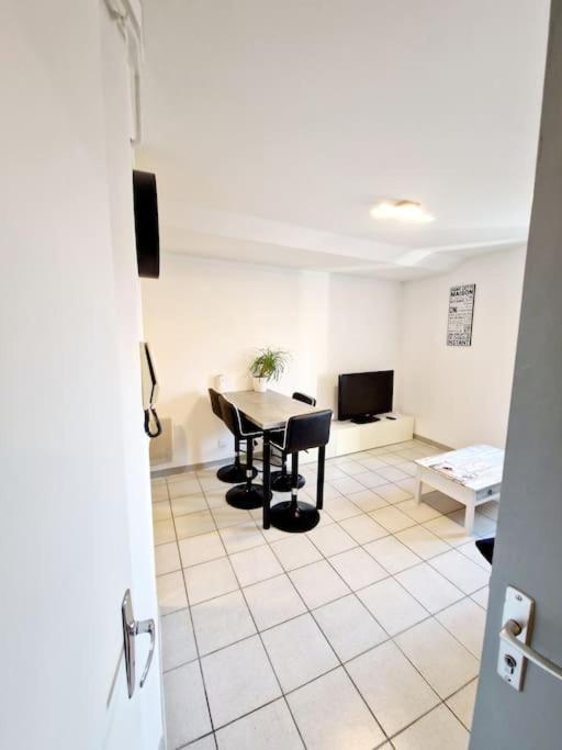 Agreable Appartement T2 Centre Ville Valence  Exterior photo